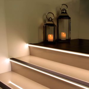 Anti Slip Stair Nosing   Aluminium NALR50   Vision Light Down 76 mm